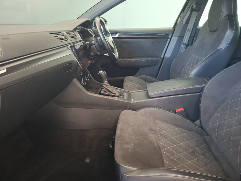 Skoda Superb 1.5 Tsi Sport Line Plus Dsg Black #5