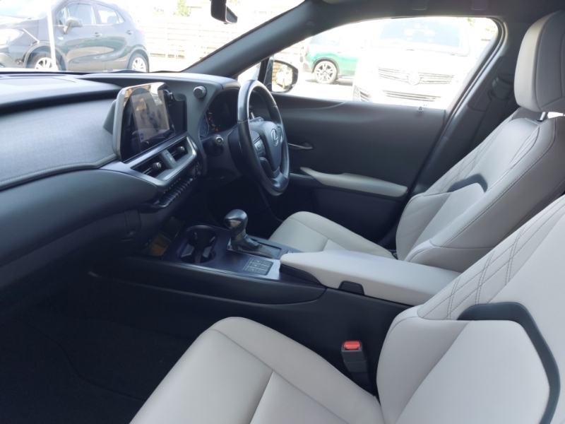 Lexus UX 250H 2.0 F-sport Design Cvt Grey #5