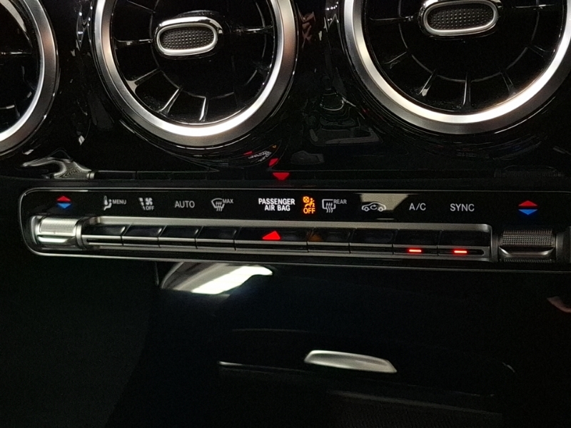 Mercedes-Benz A Class Hatchback White #17