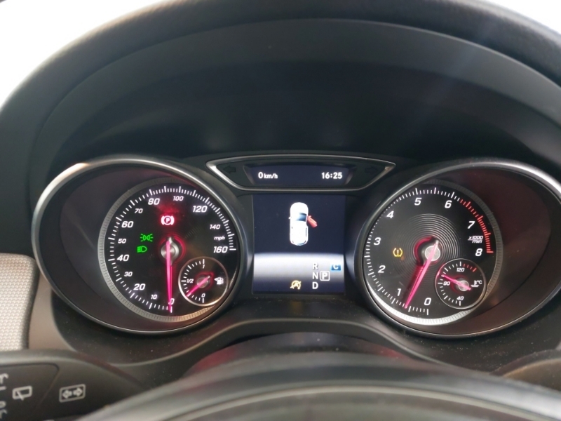 Mercedes-Benz GLA Class White #12