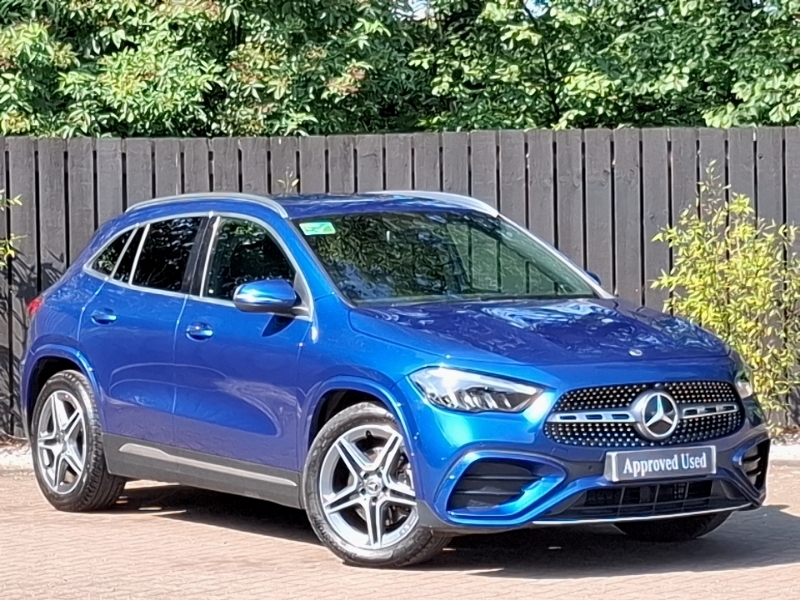Mercedes-Benz GLA Class Gla 200 Amg Line Executive Blue