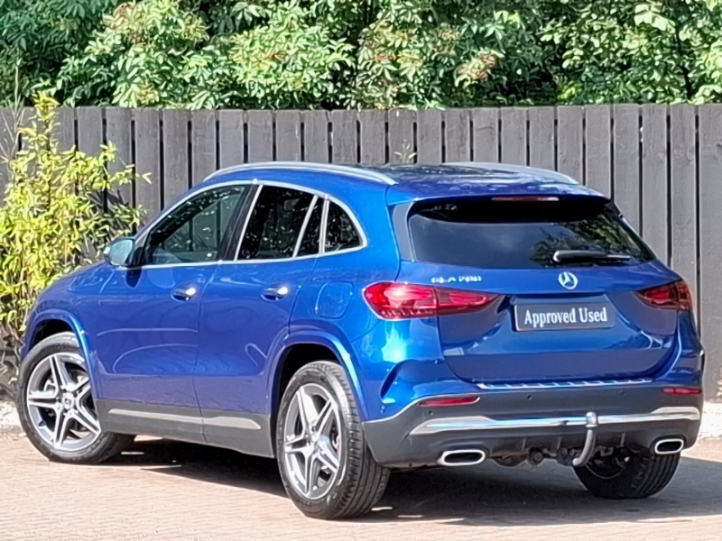 Mercedes-Benz GLA Class Gla 200 Amg Line Executive Blue #2