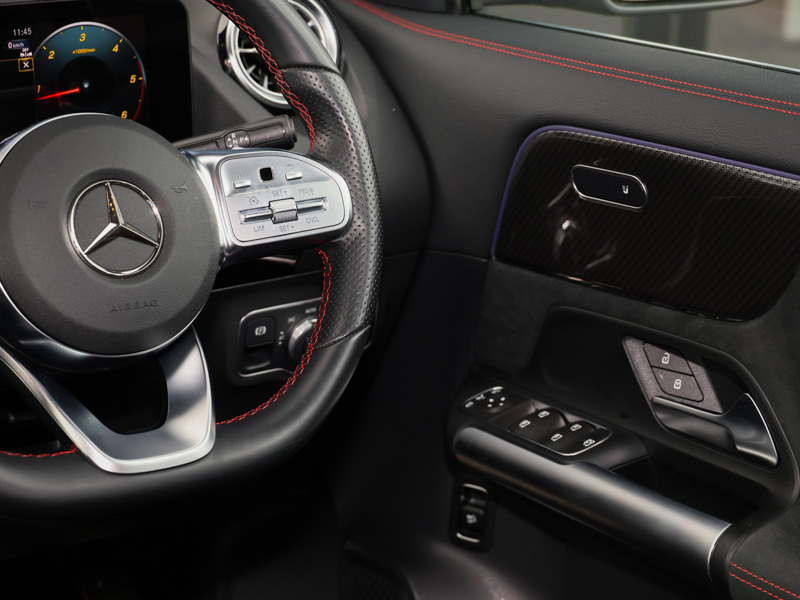 Mercedes-Benz GLA Class Suv Black #12