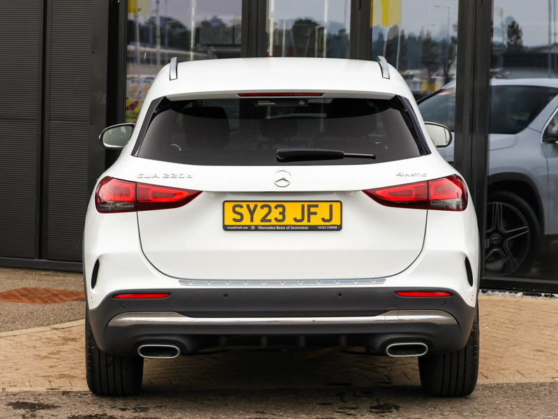 Mercedes-Benz GLA Class Suv Black #14