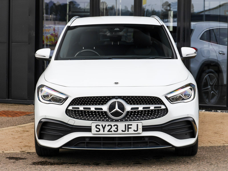 Mercedes-Benz GLA Class Suv Black #13