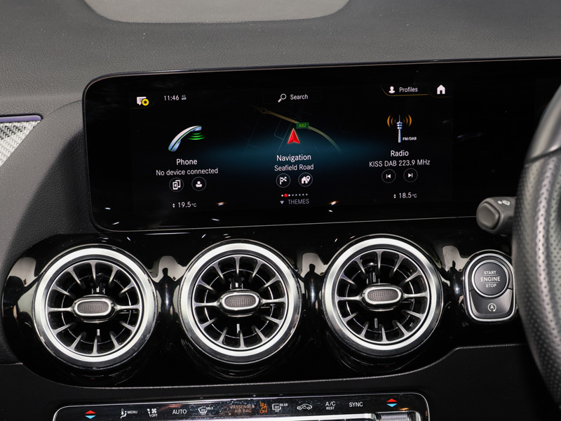 Mercedes-Benz GLA Class Suv Black #17
