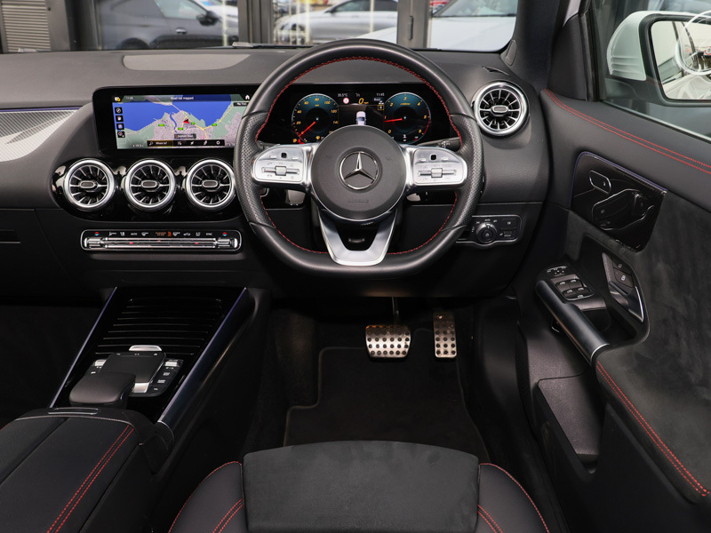 Mercedes-Benz GLA Class Suv Black #7