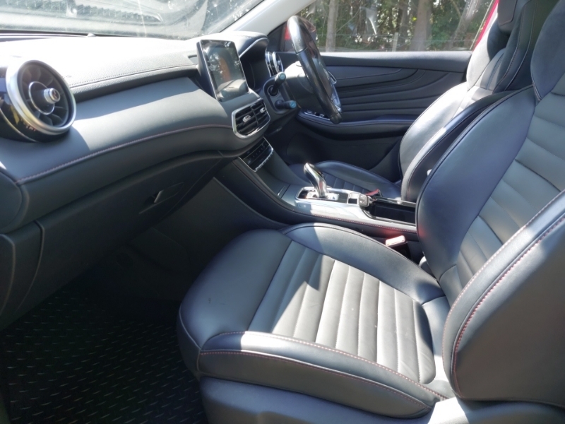MG HS 1.5 T-gdi Phev Exclusive Red #5