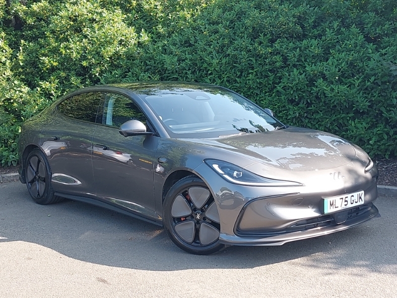 MG IM5 100Kwh Long Range Saloon White #7