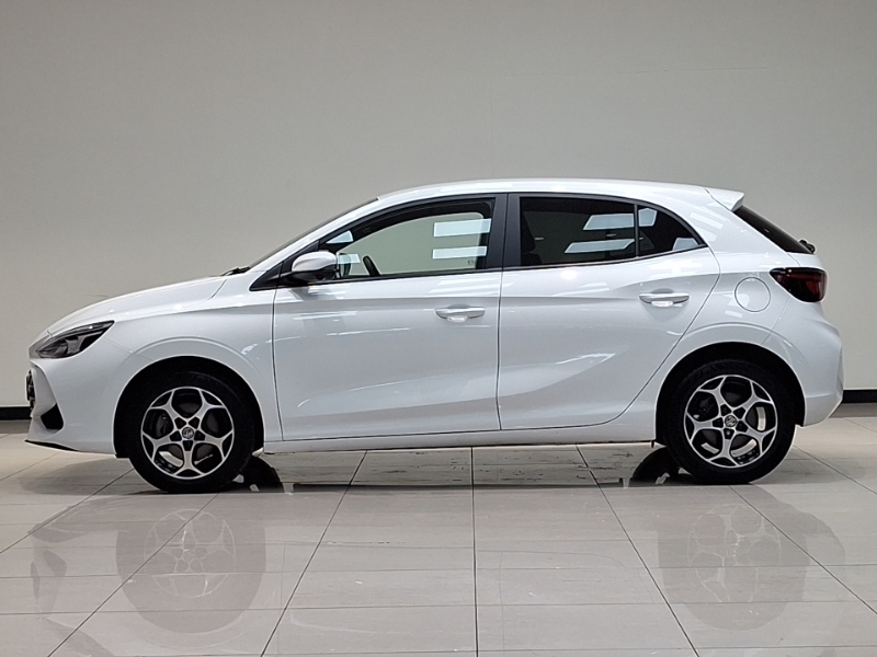 MG MG3 1.5 Hybrid Trophy White #4