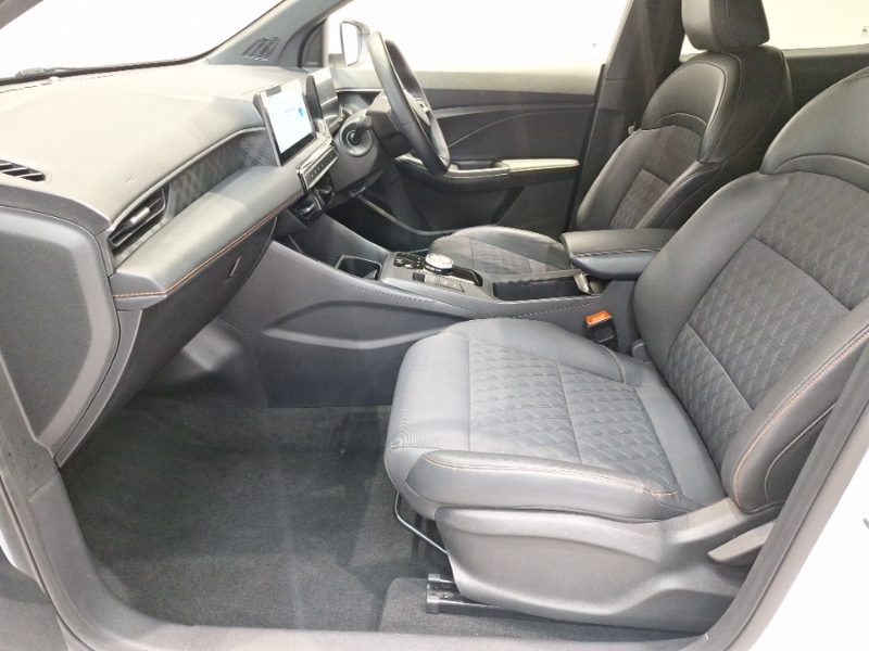 MG MG3 1.5 Hybrid Trophy White #5
