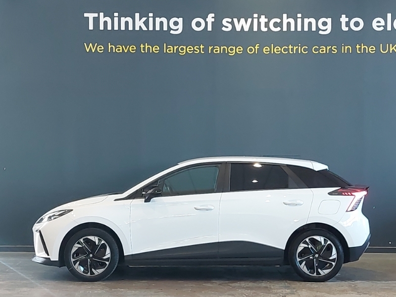 MG MG4 125Kw Se Ev 51Kwh White #4