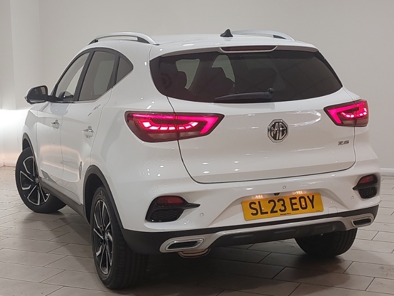 MG ZS 1.5 Vti-tech Exclusive White #2