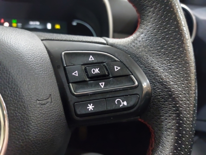 MG ZS Exclusive Silver #13