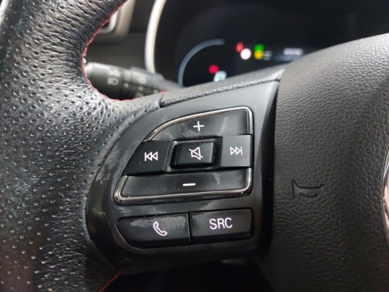 MG ZS Exclusive Silver #12