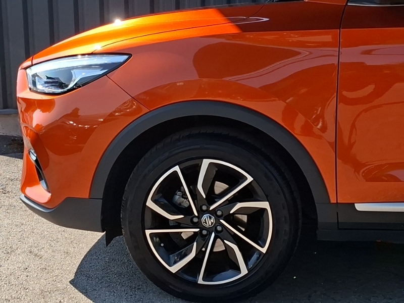 MG ZS Exclusive White #19