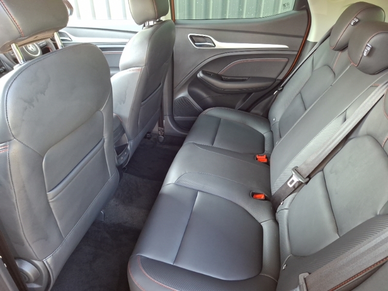 MG ZS 1.0T Gdi Exclusive Dct Orange #6