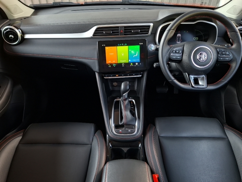MG ZS 1.0T Gdi Exclusive Dct Orange #3