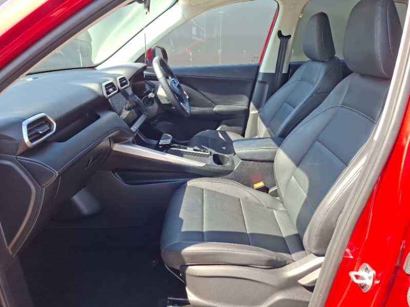 MG ZS 1.5 Hybrid Trophy Red #5