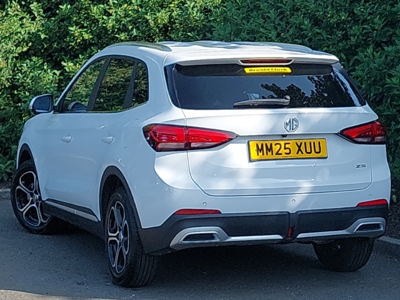 MG ZS 1.5 Se White #2