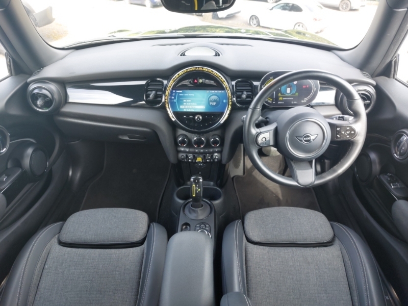 Mini Hatch 135Kw Cooper S Level 2 33Kwh Black #3