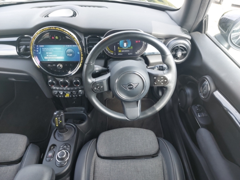 Mini Hatch 1.5 Cooper Classic Premium Silver #8