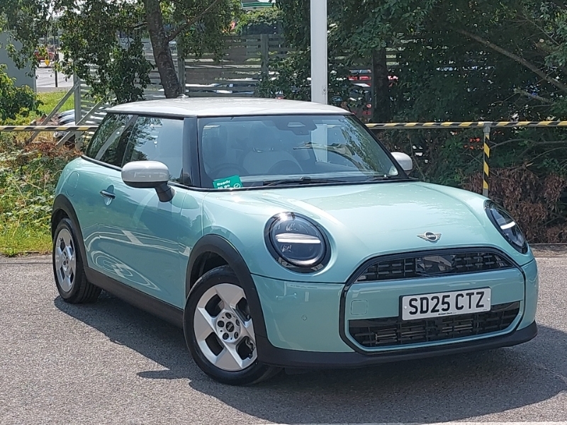 Mini Hatch John Cooper Works Green #1