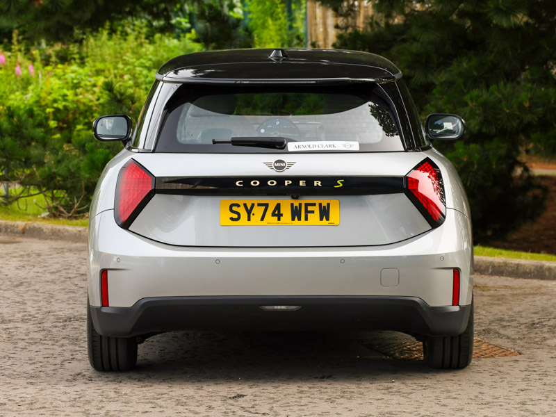Mini Hatch 2.0 S Exclusive Level 2 Green #15