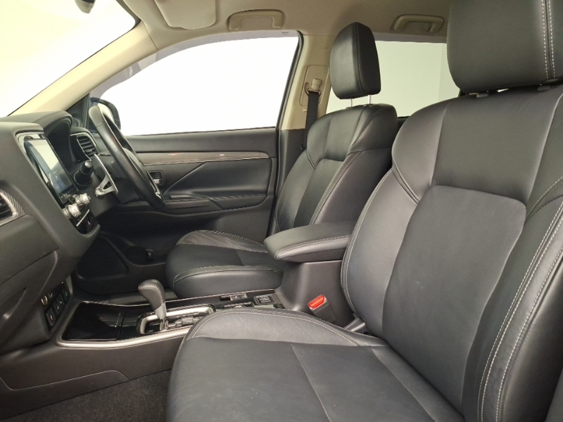Mitsubishi Outlander 2.0 Exceed Cvt Black #5