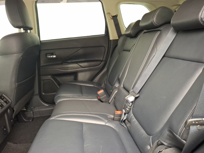 Mitsubishi Outlander 2.0 Exceed Cvt Black #6
