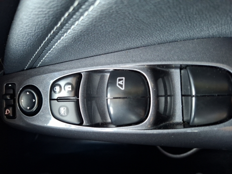 Nissan Juke Leaf E Tekna Grey #14