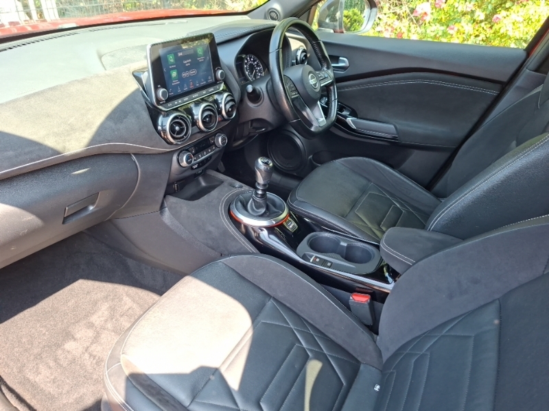 Nissan Juke 1.0 Dig-t Tekna Red #5