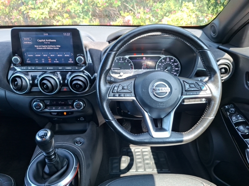 Nissan Juke Acenta Black #8