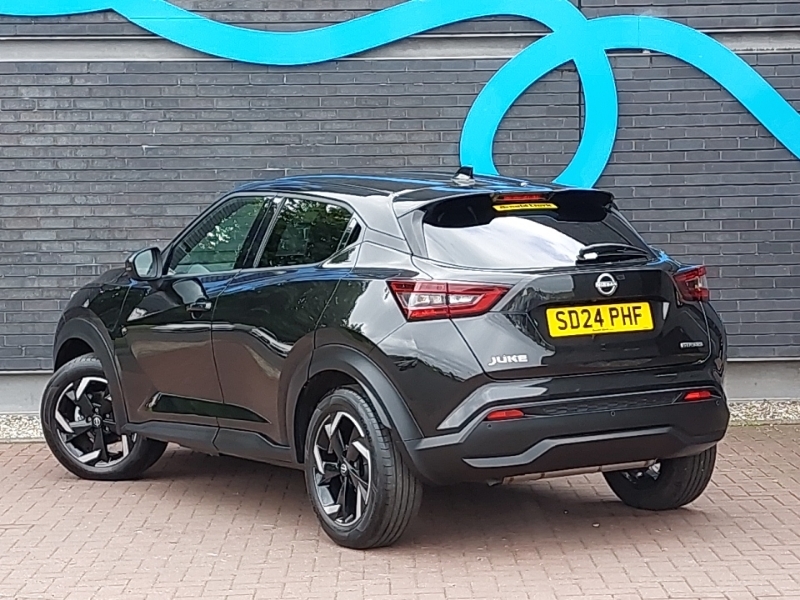 Nissan Juke 1.6 Hybrid N-connecta Black #2