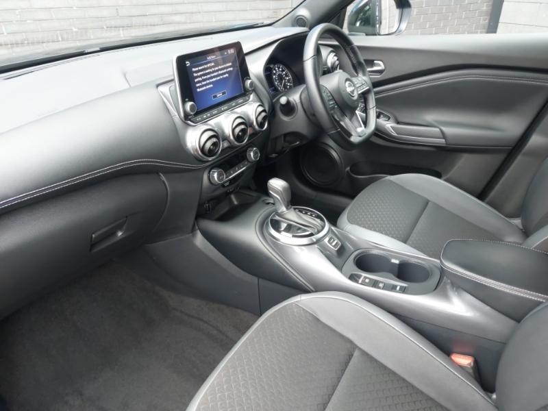 Nissan Juke 1.6 Hybrid N-connecta Black #5