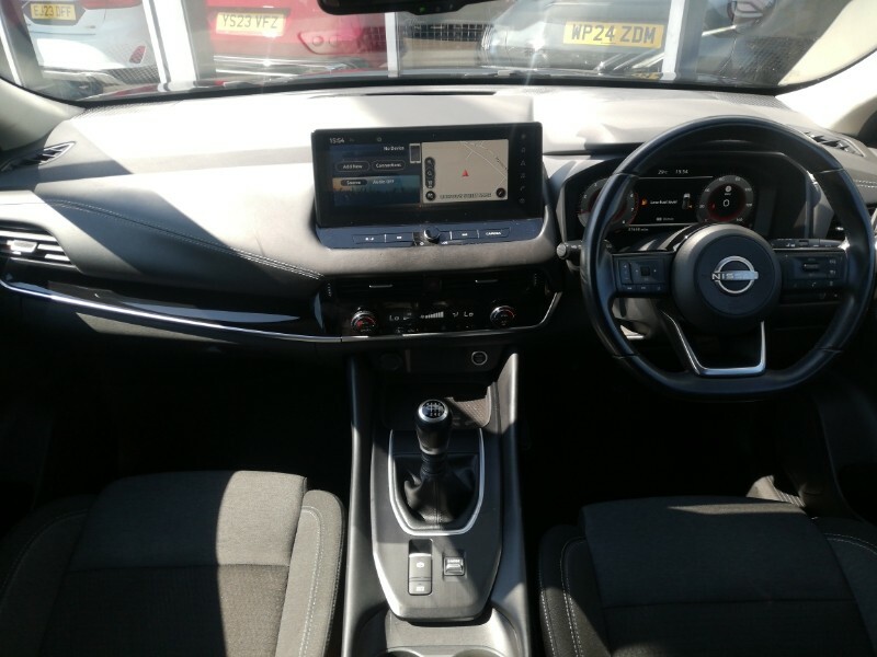 Nissan Qashqai 1.3 Dig-t Mh N-connecta Black #3