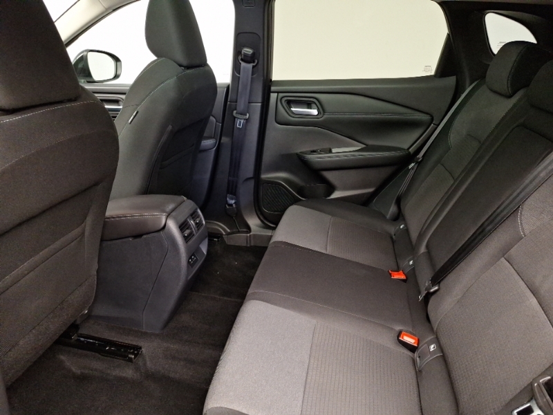 Nissan Qashqai 1.3 Dig-t Mh N-connecta Glass Roof Black #6