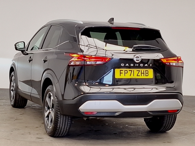 Nissan Qashqai 1.3 Dig-t Mh N-connecta Glass Roof Black #2