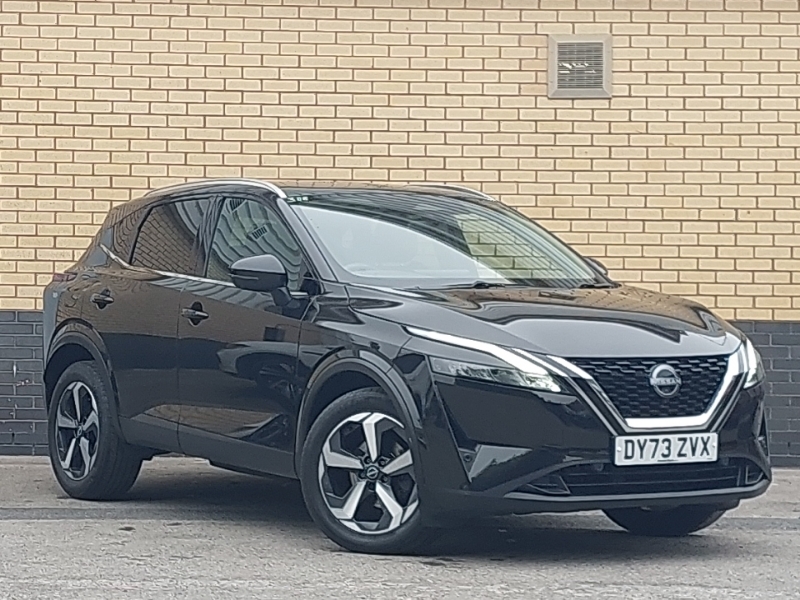Nissan Qashqai 1.3 Dig-t Mh 158 N-connecta Xtronic Black