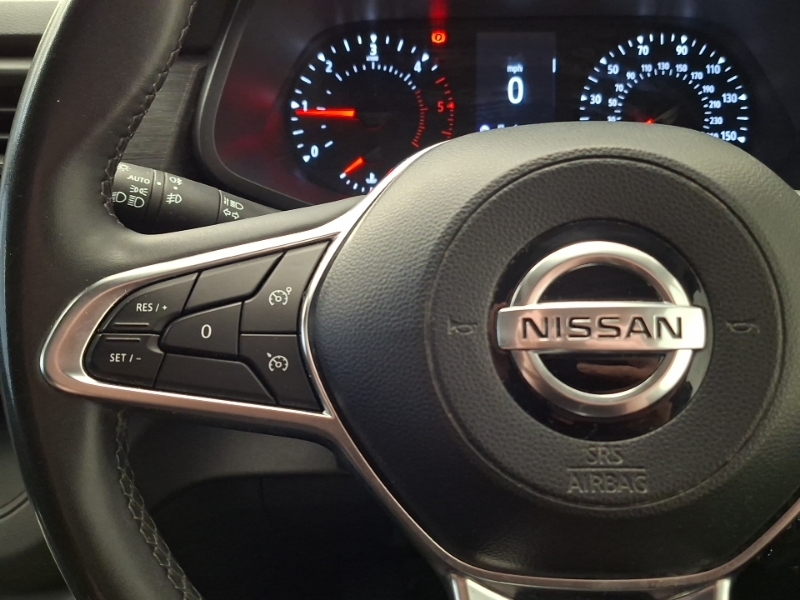 Nissan Primastar Acenta White #12