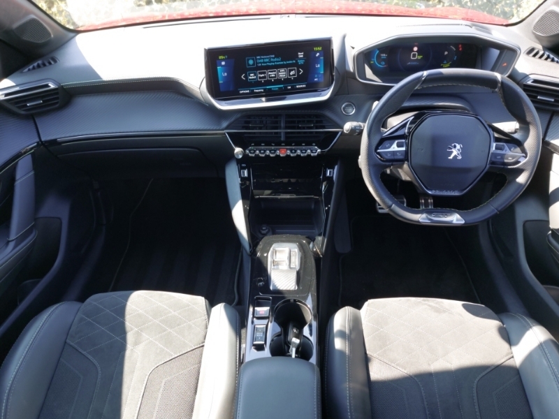 Peugeot e-208 100Kw Gt Premium 50Kwh Red #3