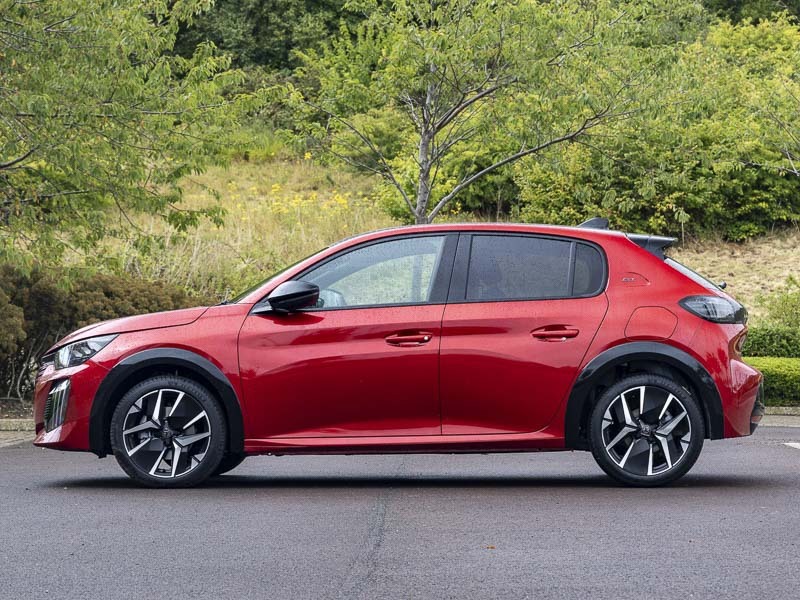 Peugeot 208 1.2 Puretech 100 Gt Red #4