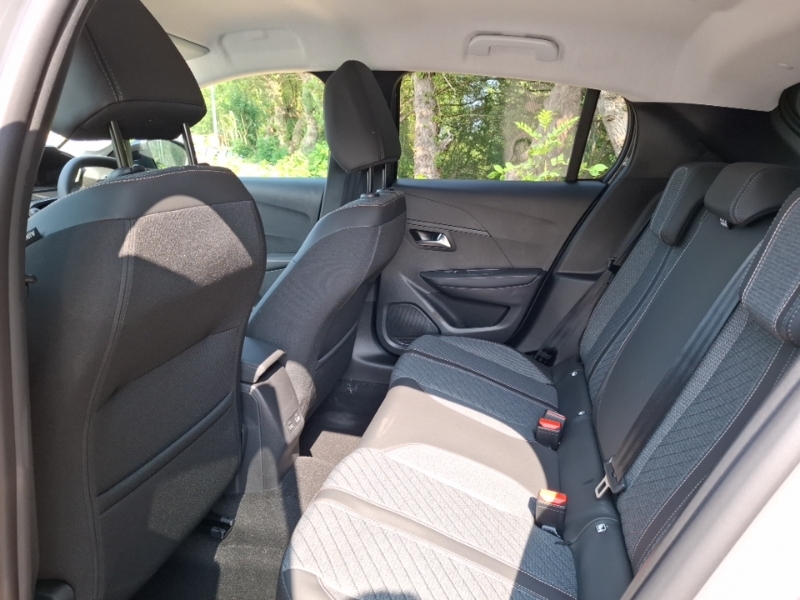 Peugeot 208 1.2 Puretech 100 Allure Grey #6