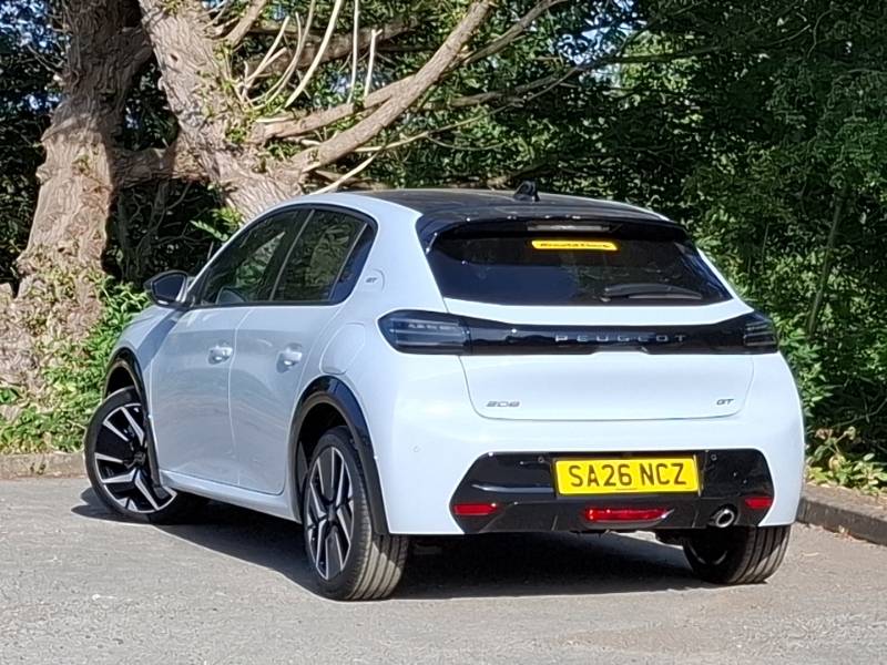 Peugeot 208 1.2 Puretech 100 Gt SA26NCZ White #2