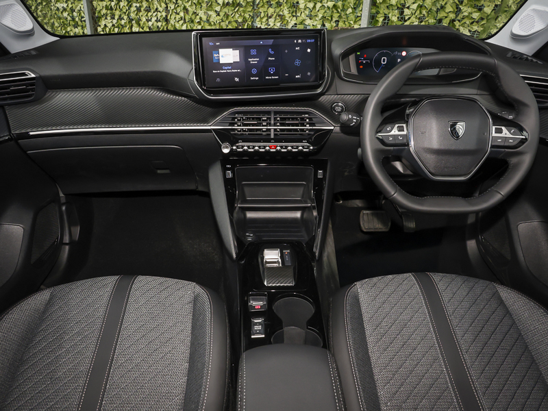 Peugeot 208 1.2 Hybrid 100 Allure E-dsc6 Black #5