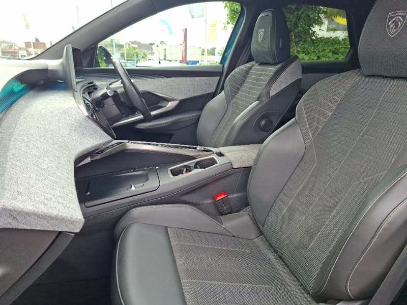 Peugeot 3008 157Kw Gt 73Kwh LS25DYX Blue #5