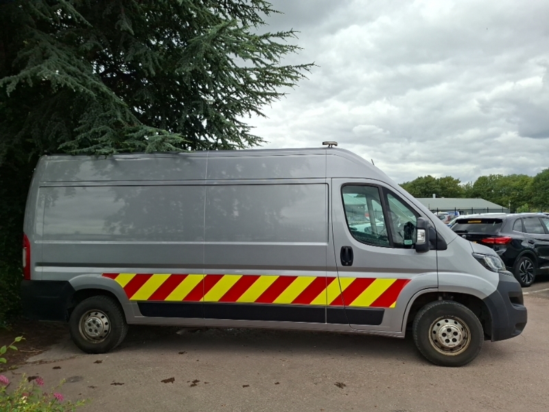 Peugeot Boxer  White #4