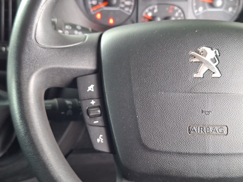 Peugeot Boxer  White #12
