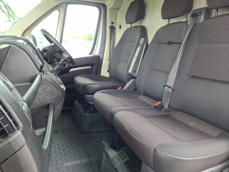 Peugeot Boxer  White #5