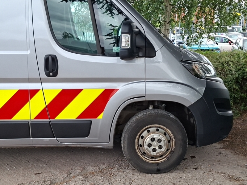 Peugeot Boxer  White #19